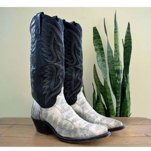 Vintage Dan Post Women’s snakeskin cowboy boots